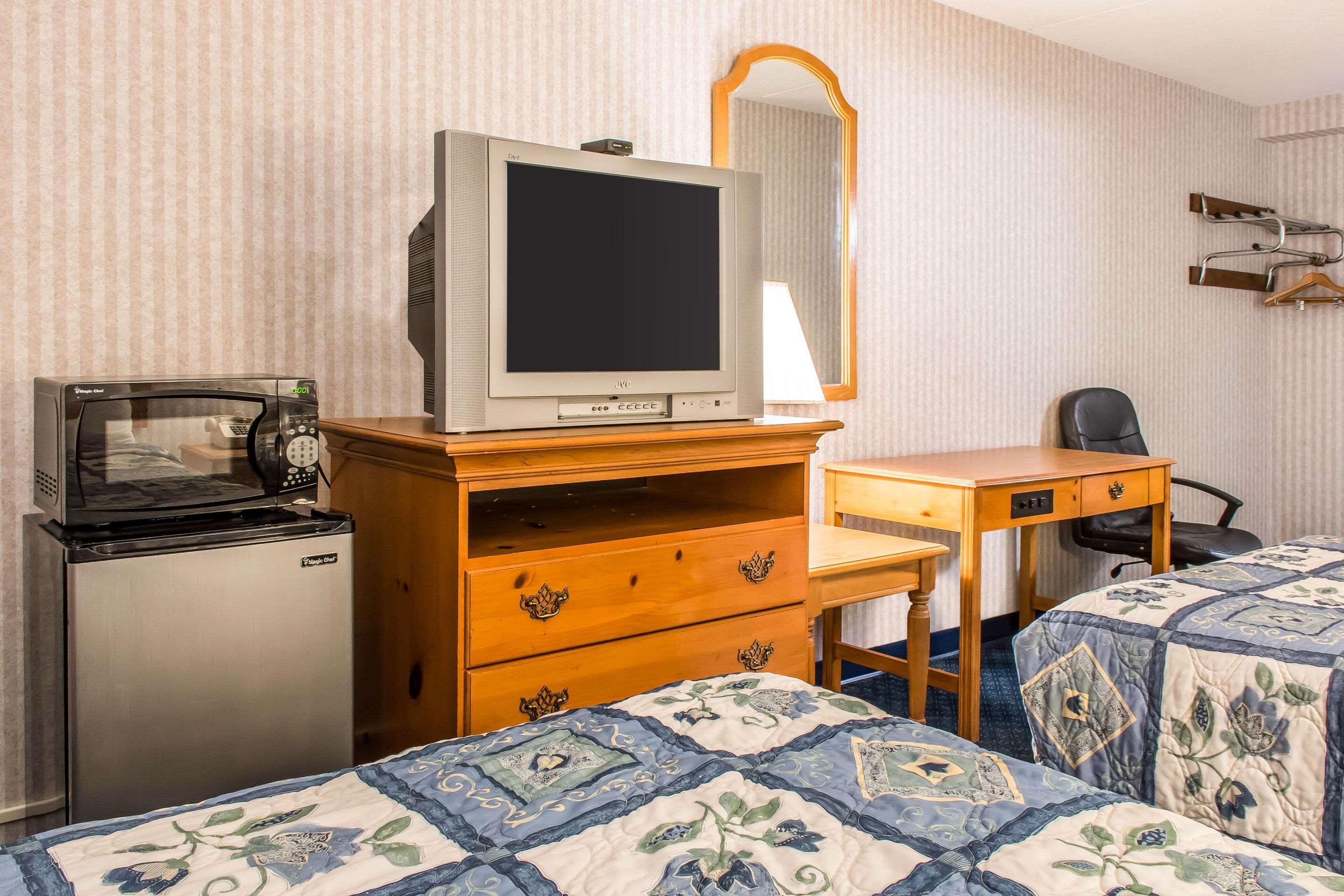Smoketown  Rodeway Inn Amish Country מראה חיצוני תמונה